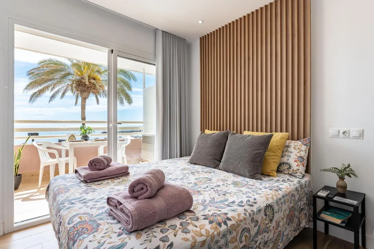 Beach Front Holiday Studio Apartment Fuengirola Spain