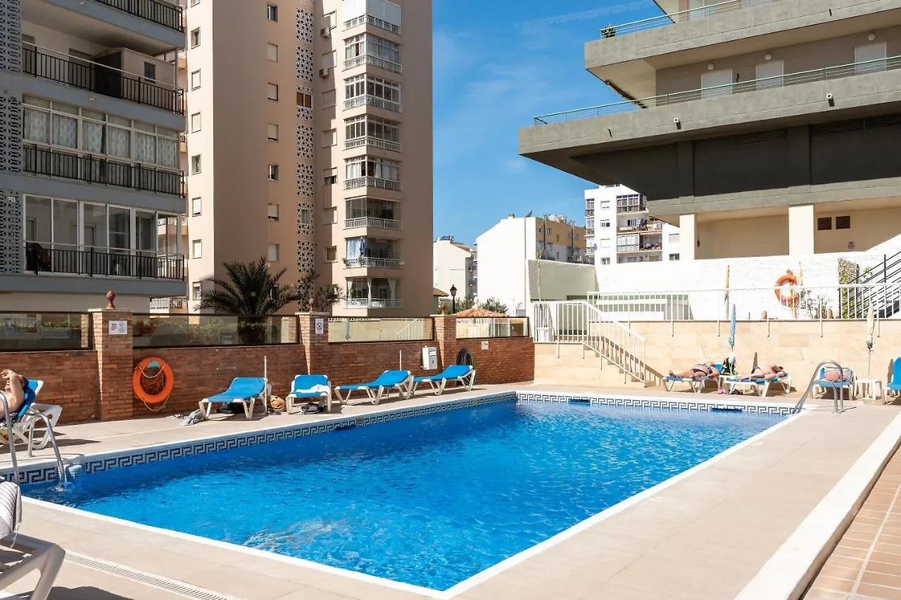 Beach Front Holiday Studio Apartment Fuengirola 0*,